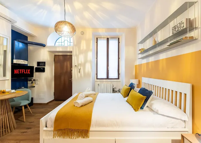 Isola Design - 15min To Duomo, Station