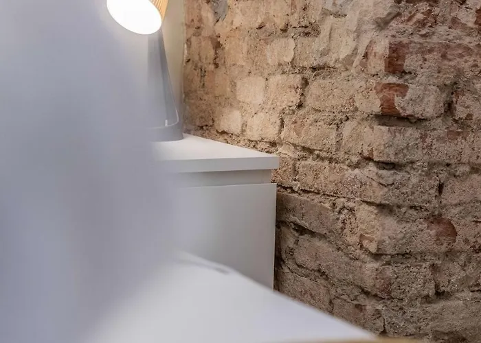 Enrico's In Porta Venezia Apartment *