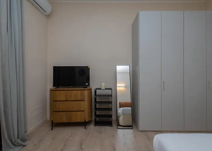 Living Arco Della Pace *