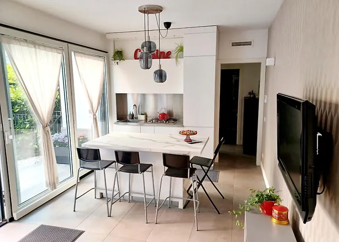 California Suite, Zona Tortona-solari-citylife, Un'oasi Nel Centro Di *