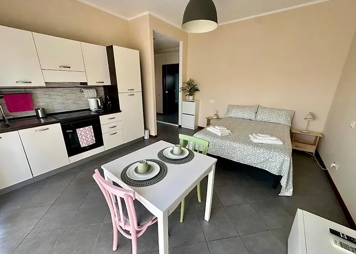 Cozy Navigli Апартаменты Милан