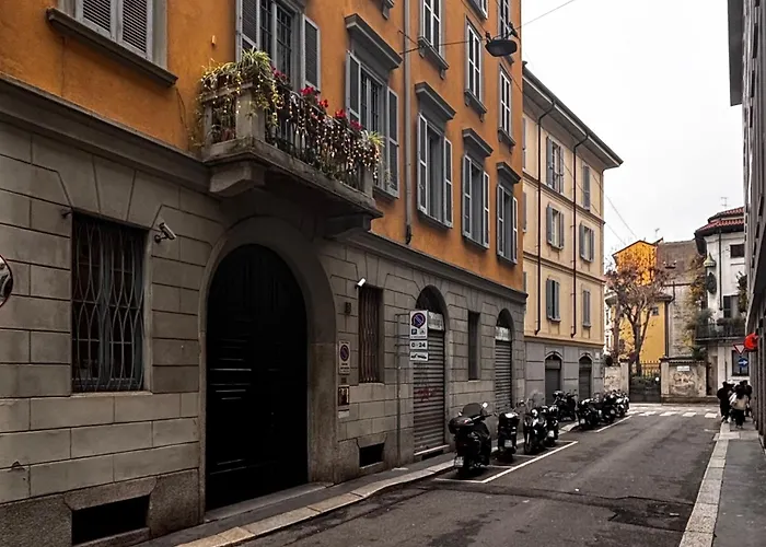 Appartamento Sant'ambrogio *