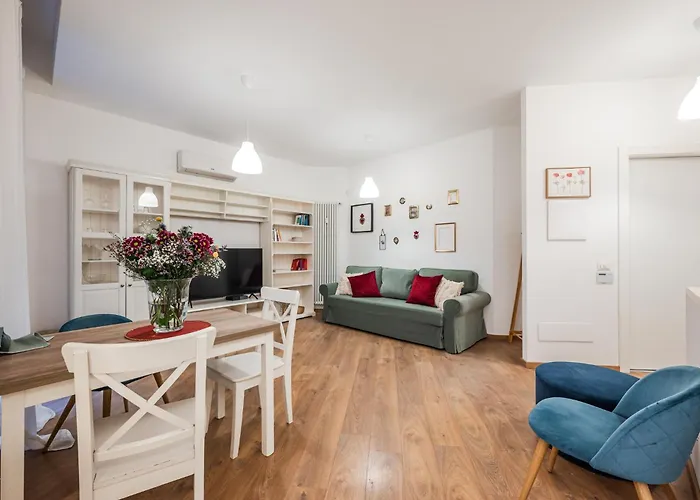 The Botanical Court - Porta Venezia Apartment Milan