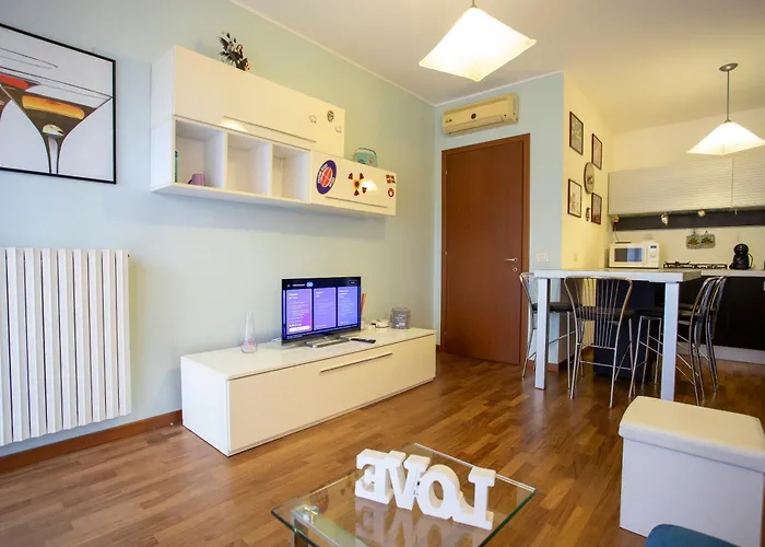 Smart - Near Navigli & Iulm Апартаменты