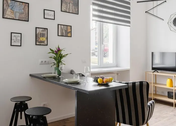 Διαμέρισμα Modern In Isola-garibaldi