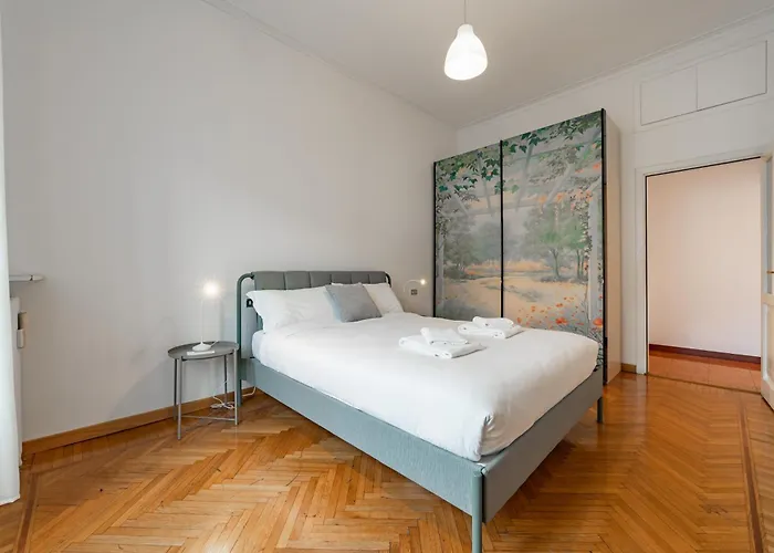 4 Min From Porta Genova Station With Whirlpool Apartman Milánó