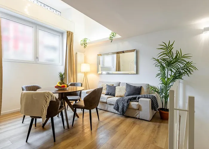 Colonna Lovely Loft - 10 Min Duomo - Buonarroti M1 Milano