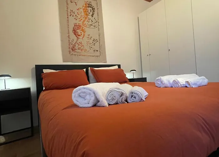 Modern Design Near Metro, Center 米兰