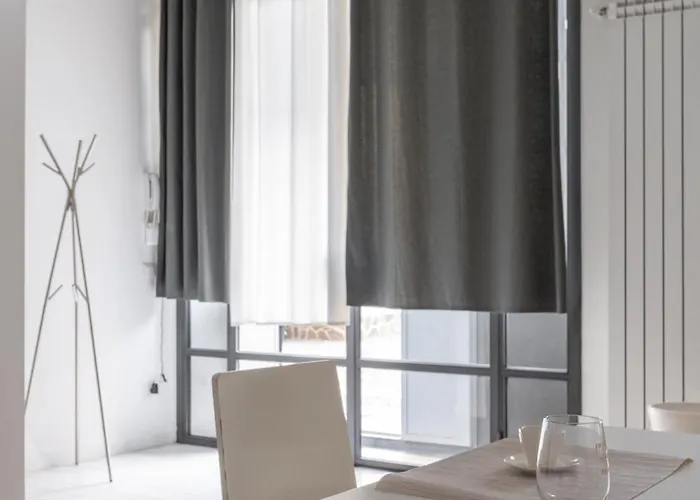 Spazioso Loft In Col Di Lana Appartamento Milano