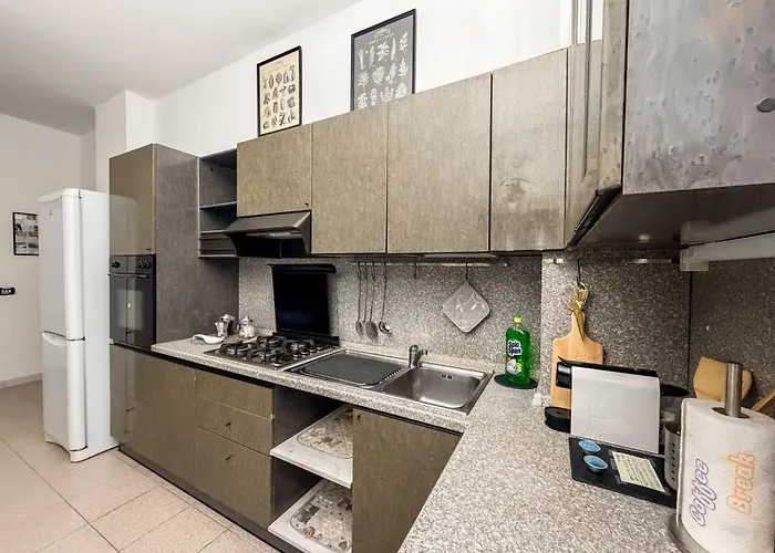 Three-room 2 Bedrooms With Balcony 2 Min From * Mediolan