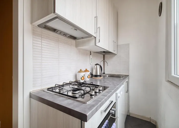 Daire Just Urban - Elegant 1-br Flat In Solari Area - 2 Min Metro M4 Milano
