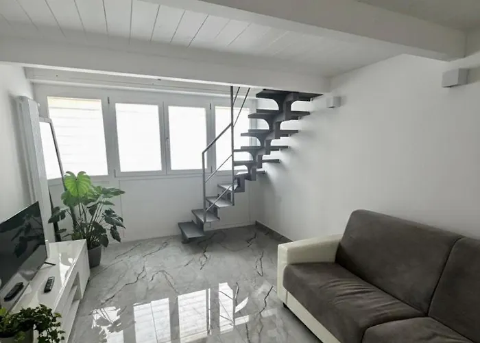 New Appartament Martesana Duomo Apartment *