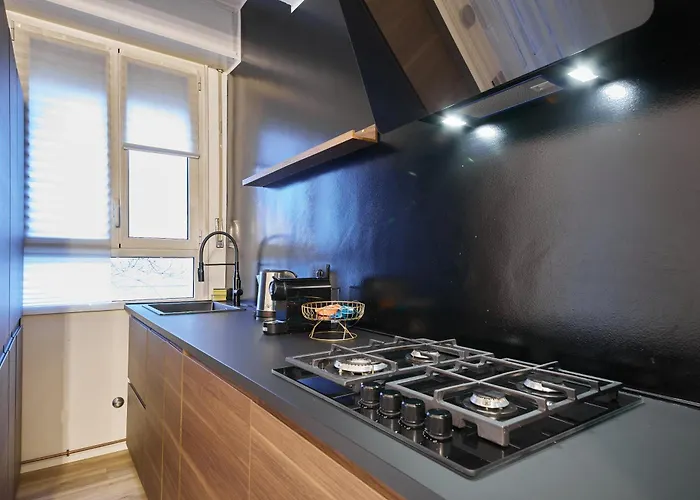 With Balcony - San Siro 아파트 *