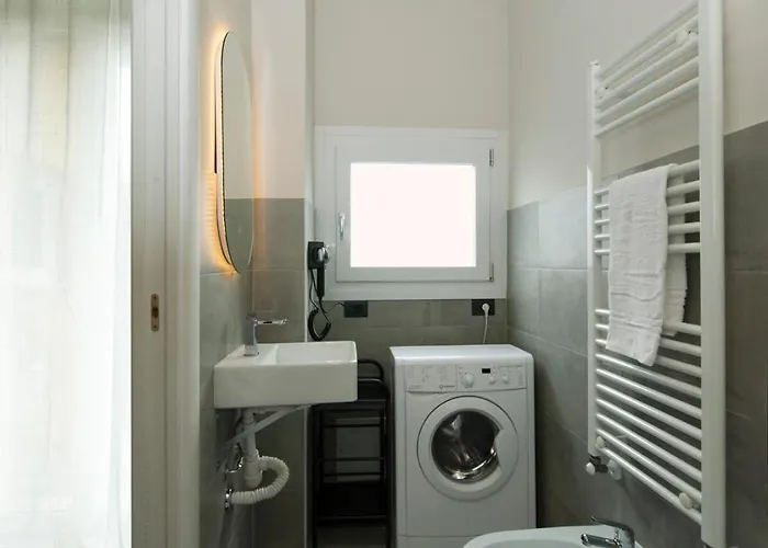 Apartament Monolocale X 2 Con Balcone E Cucina - Famagosta *