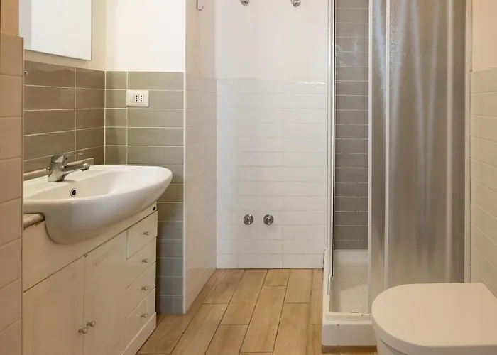 Porta Romana District - New Bright Apartamento *