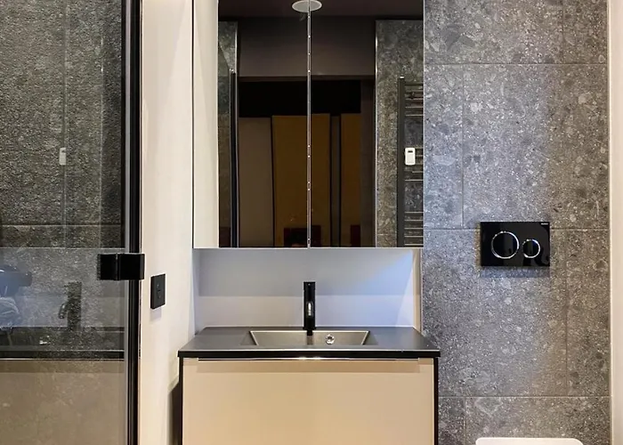 Luxury Design شقة ميلان