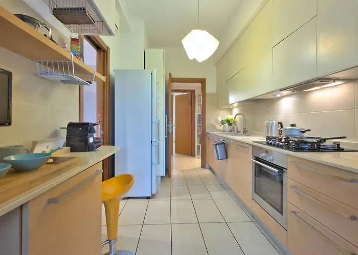Homeby, Casa Elena