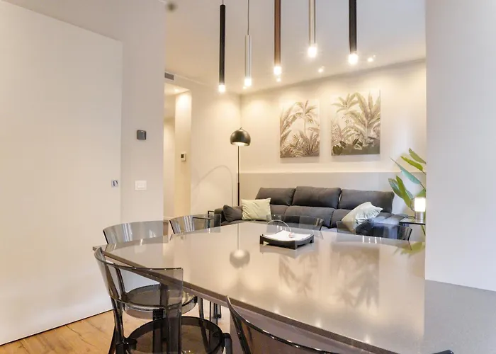 Darsena Contemporary - Spacious 2br A Few Steps From Centre Apartmán Milán