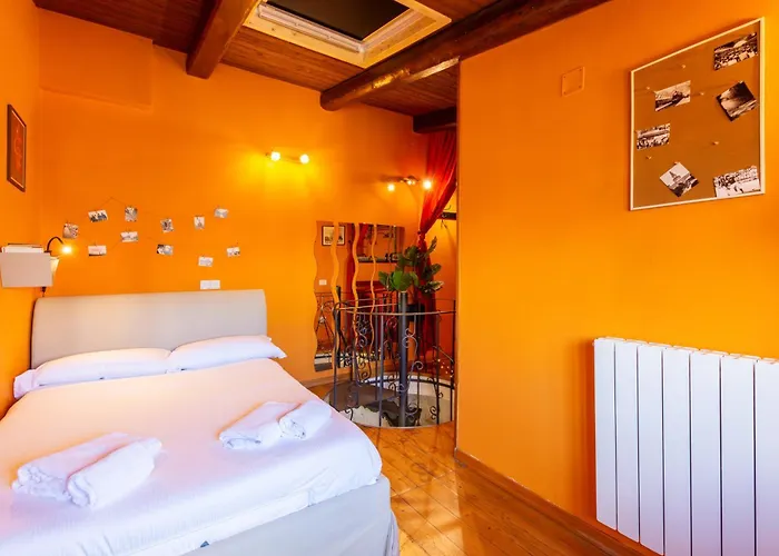 I-host - Unique Two-level In דירה מילאנו