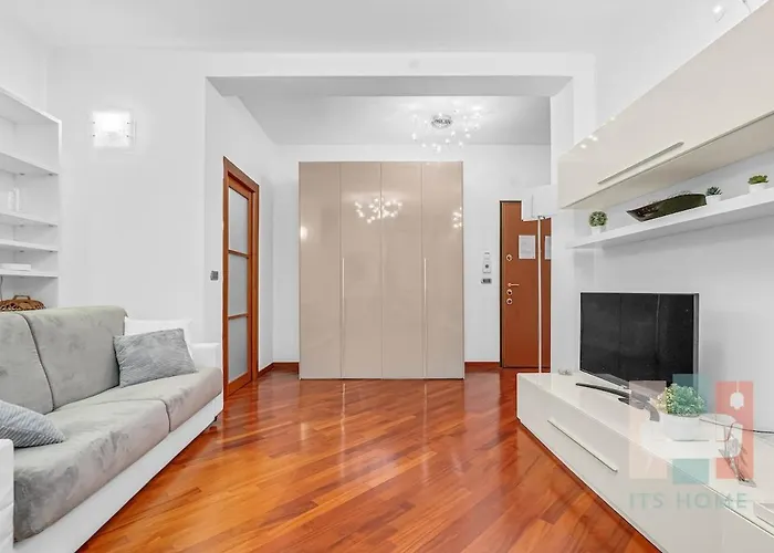 Urban In - Comfortable And Well Connected