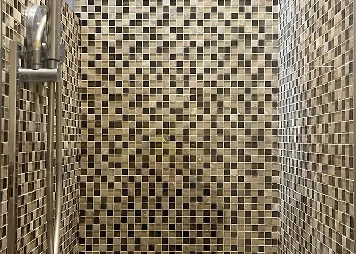 Chandelier - Center דירה *