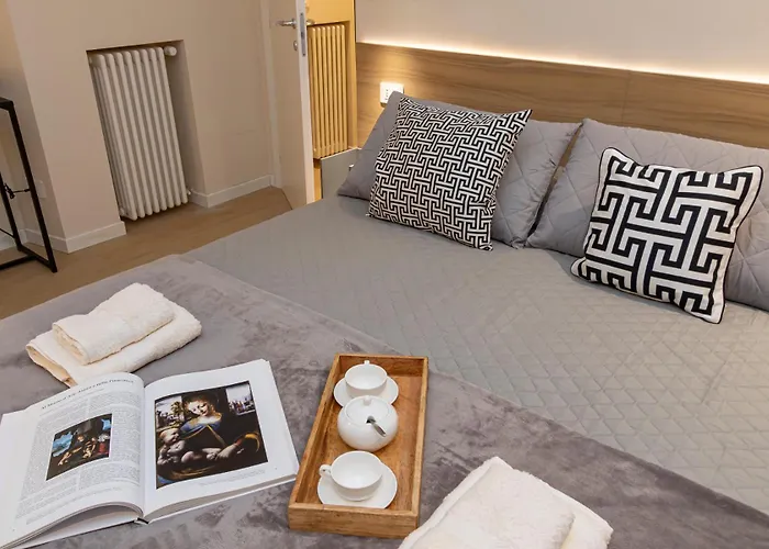 Brera Exclusive - New With Terrace, Near Parking