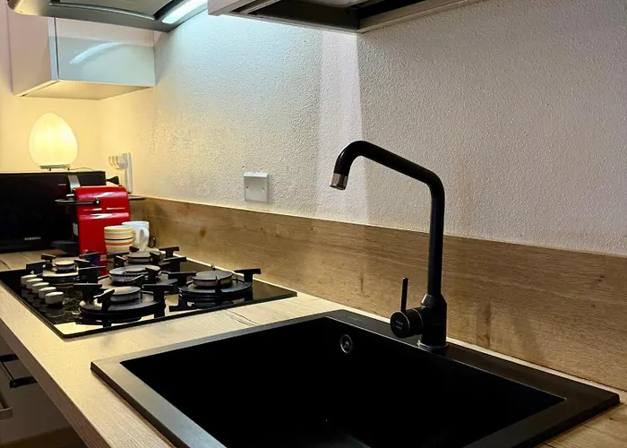 Luro - Suzzani 98 דירה *