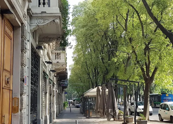 Mondrian's Flat In - Cadore V Giornate - Metro M4 Dateo *