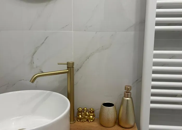 G Luxury Platinium&gold Red Metroline To Duomo * Milano