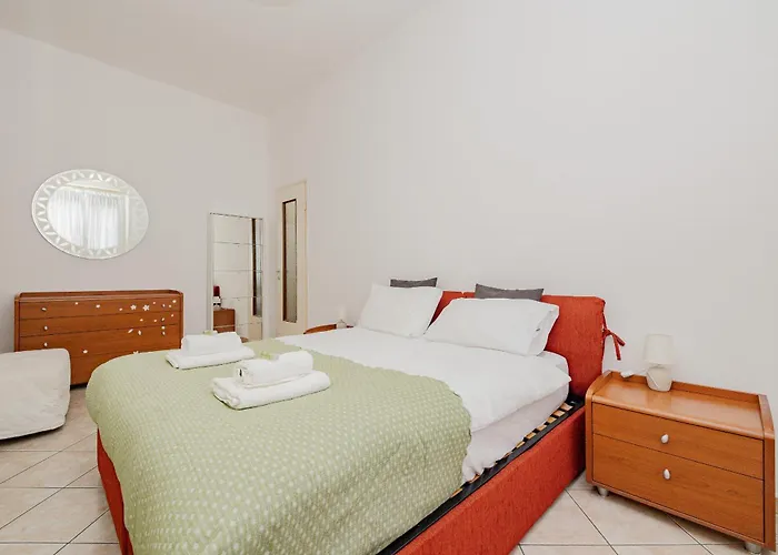 Appartement Bnbest Golden Darsena 4 Pax *