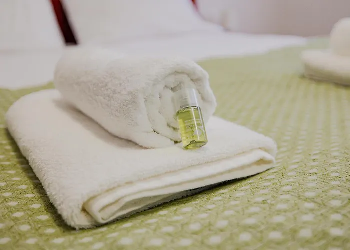 Bnbest Golden Darsena 4 Pax Apartment *