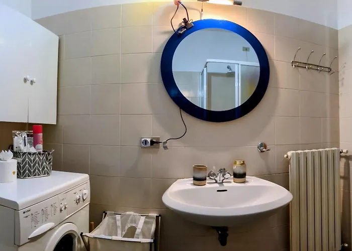 Casa Altaguardia Porta Romana Metro M3 *