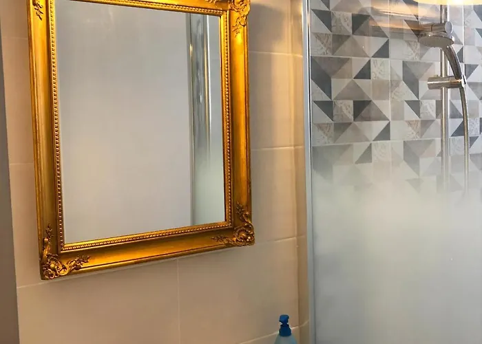 Magico Zona Navigli Милан