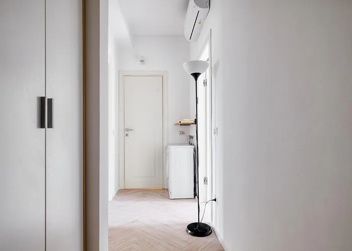 Mico Executive * Milan