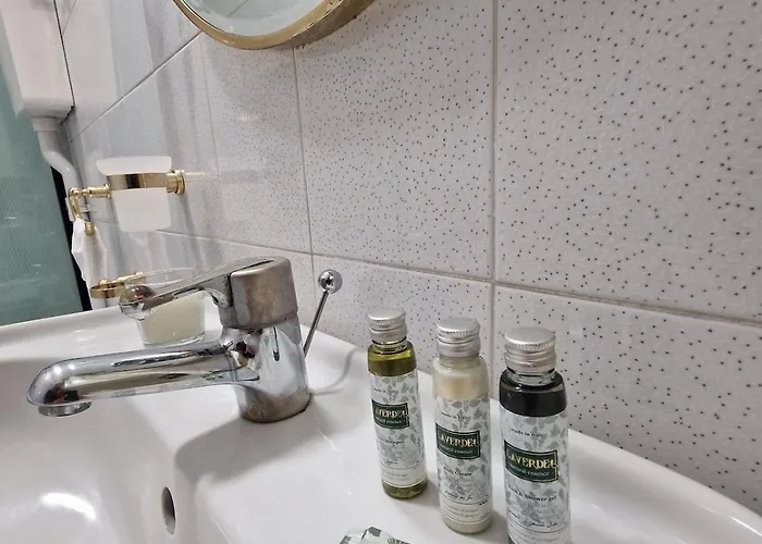 アパート Navigli Elegant With Park View ミラノ