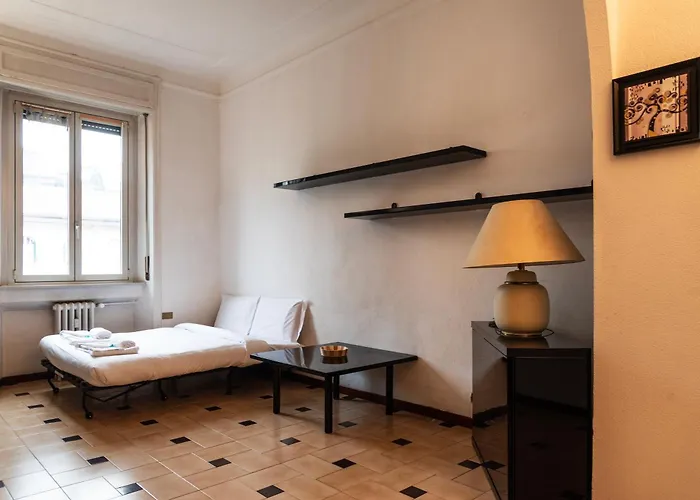 Youhosty - Lodi Rosso 121 شقة ميلان