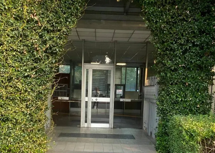 Blue House * ميلان