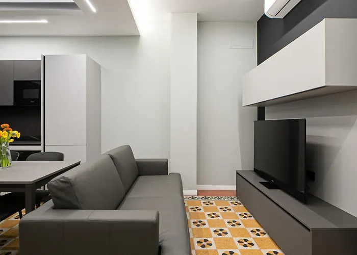 Italianway Comfort - Monte Nevoso 8 *