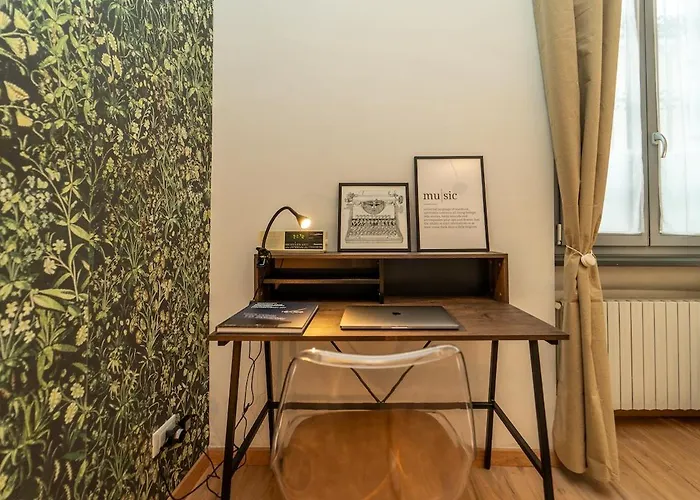 The Artist's Nest - On The Navigli *