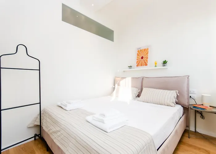 Апартаменты Vivimihome - Bea House Милан