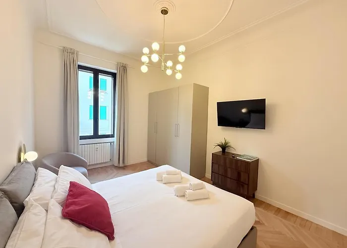 Bright&spacious In The Heart Of Studi Milão