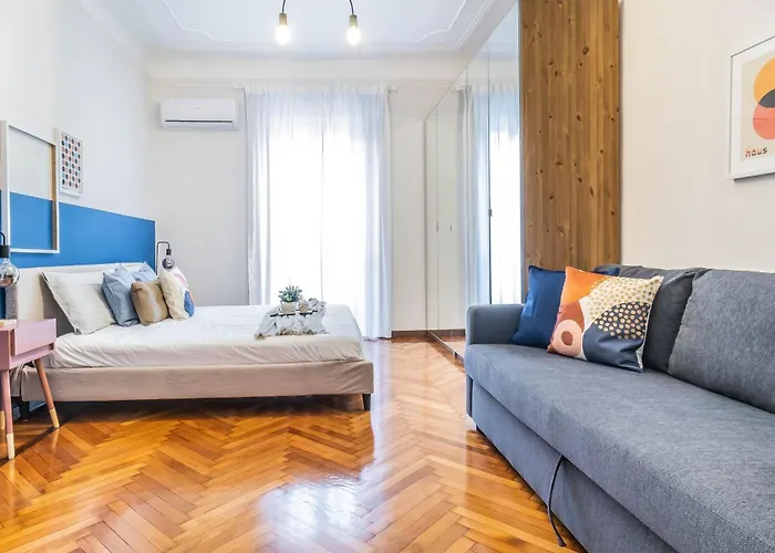 Apartmán Elegant Center Flat 5 Guests - M1 Metro - Fast Wi-fi - Ac & Balcony *
