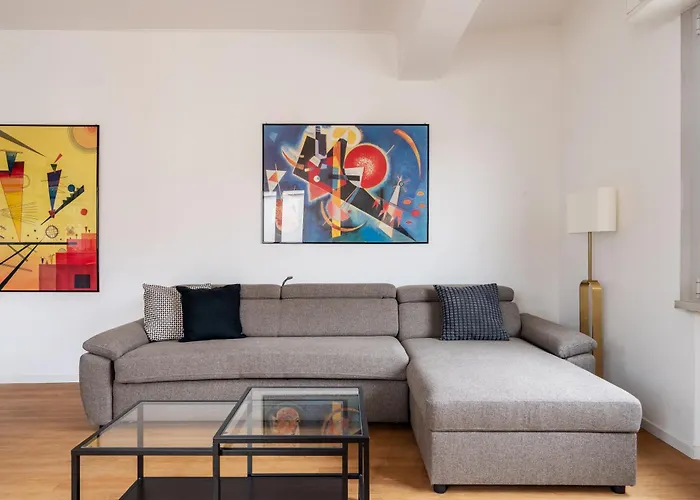 Albertinelli - Bilocale San Siro Milaan