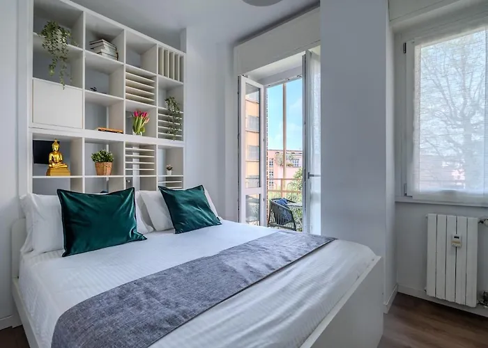 Station - Private Terrace, Netflix & Wi-fi Milano