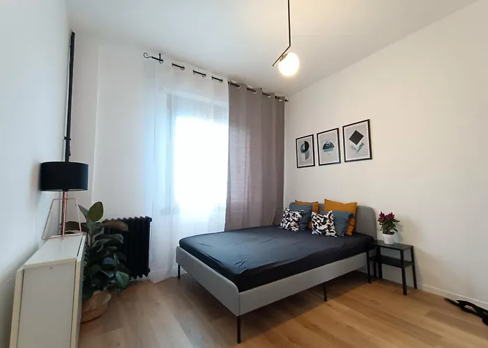 Designed Overlooking San Siro Appartement Milaan