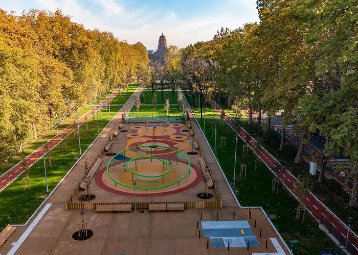 The Pinball House Only 5 Min From Downtown Apartmán