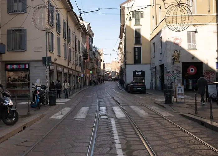 Characteristic One Bedroom Columns Of San Lorenzo *