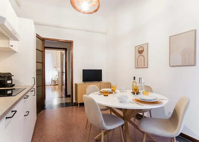 Large Near The Station Apartament Mediolan