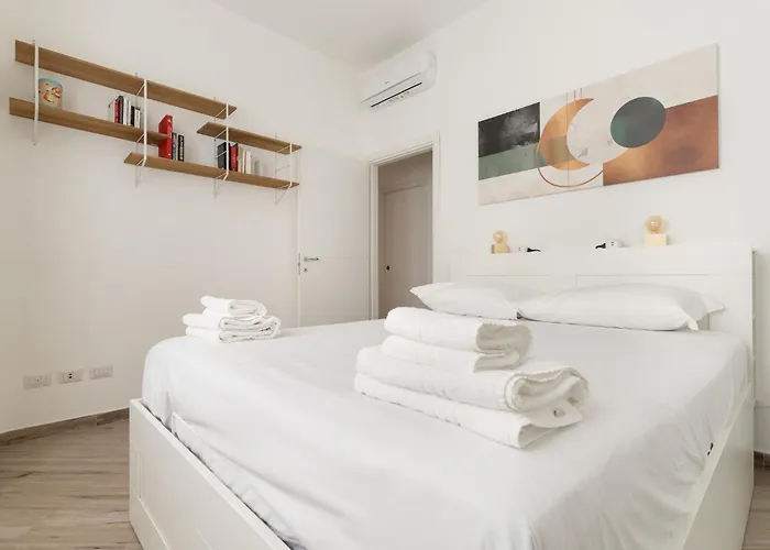 Апартаменты Guesthost - Lovely Flat Near Frattini M4