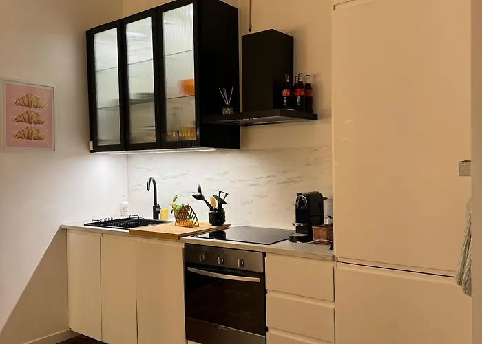 Elegant With Terrace アパート *